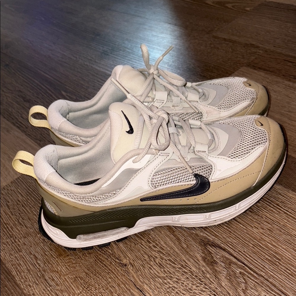 Nike Women’s Air Max Bliss